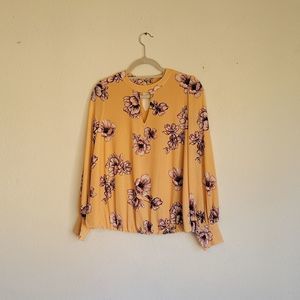 Puna round neck blause long sleeves key hole on front and back peach and purple
